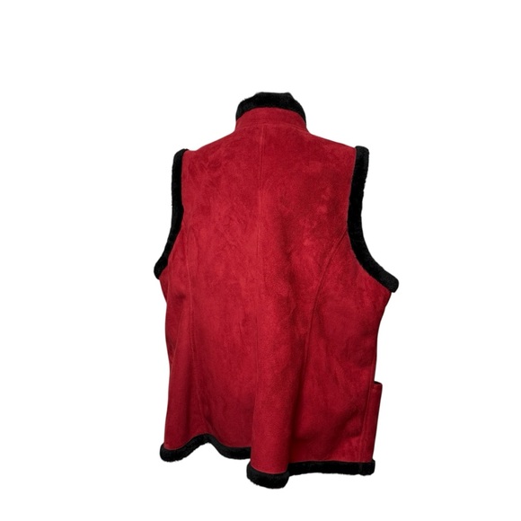 Red Faux Suede & Fur Vest Women's Plus Snap Up SZ 2X D & Co Christmas Classic - Picture 3 of 8